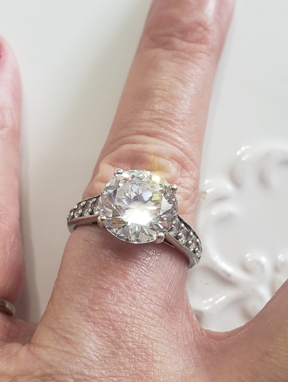 Sterling Silver w/ CZ crystals - Solitaire Cocktail Ring 7.75